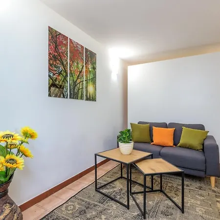 Paljar Apartment *